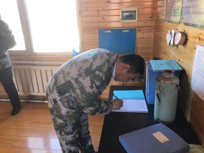 防火包片领导深入呼中林场督导检查清明节期间森林防火工作(图2)