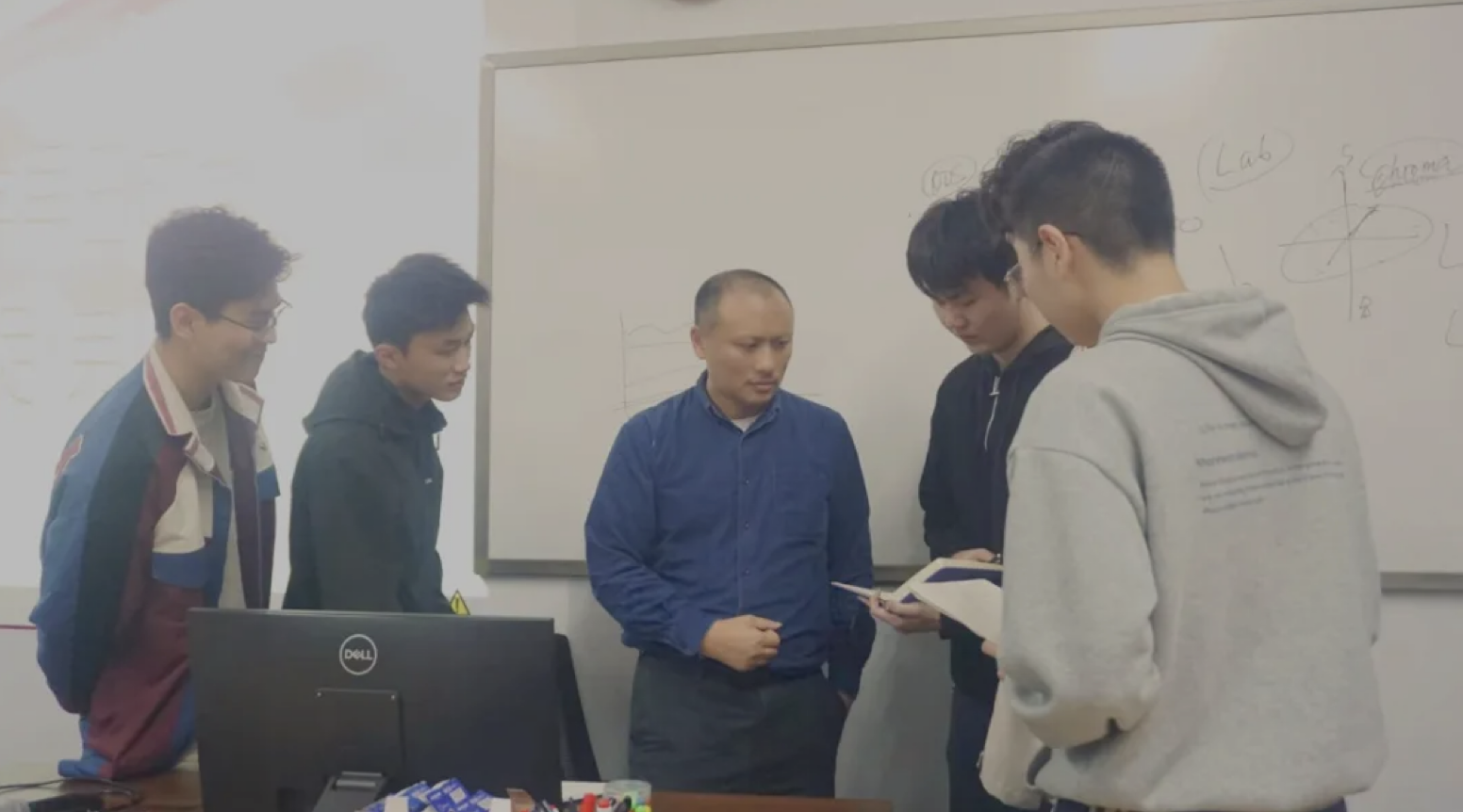 打破“次元壁”！当科技与艺术遇上贵金属(图4)