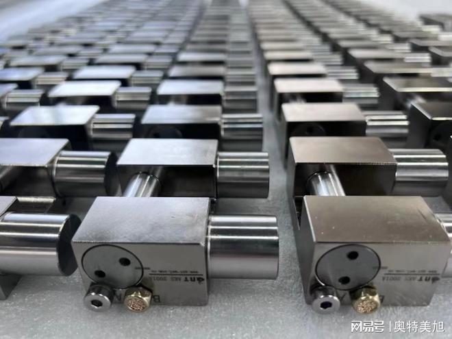 滑轨制动器：新能源汽车生产线工业自动化设备的完美安全搭档！