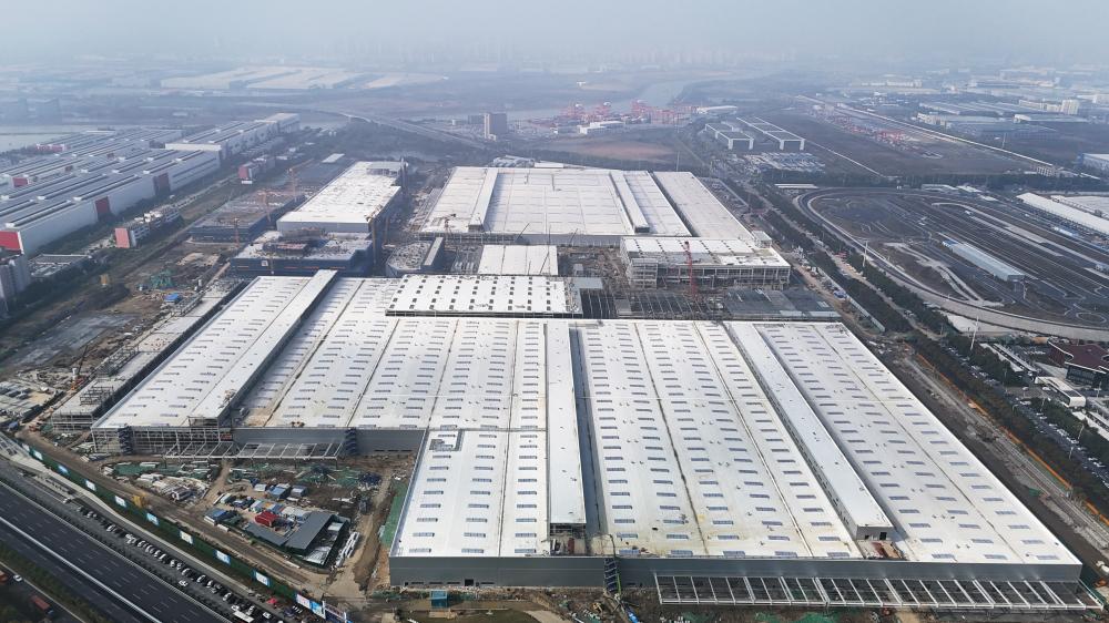 安徽建工：大干四季度：建工建材圆满完成合肥经开区临湖智能制造产业园项目最大混凝土结构浇筑任务