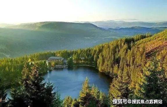 2025中鹰黑森林(售楼处电话)首页网站-中鹰黑森林售楼处地理位置-_户型图_价格_容积率_楼盘简介_小区环境_户型配套(图6)