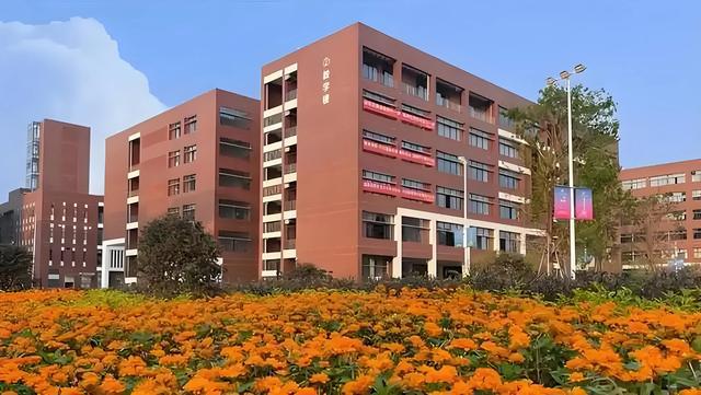 广东一所铁路学校好多学生毕业就业编制适合低分段的同学就读(图6)